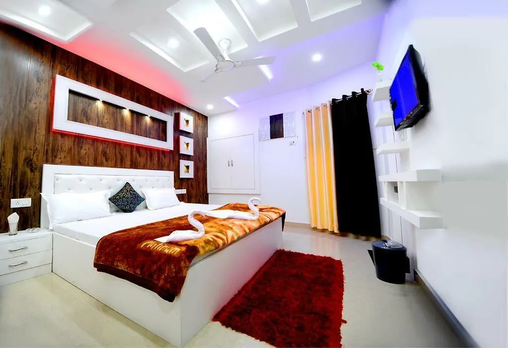 Taj Square A Luxurious Family Homestay Agra  Agra (Uttar Pradesh)